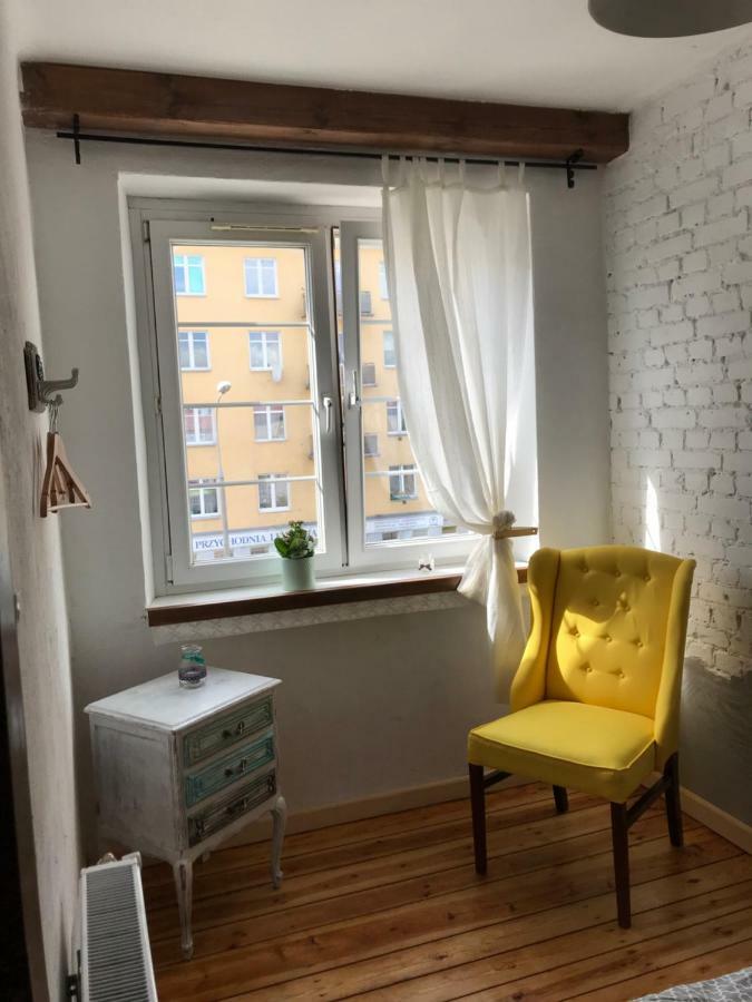 Apartament Do Zobaczenia Olsztyn Miejsce Nieidealne Exteriör bild